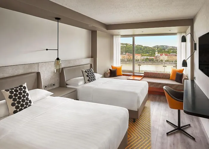 Marriott Hotel 5*